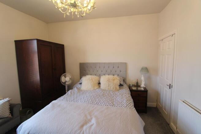 3 bed End of Terrace to rent Image 7