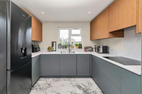 Malthouse Way, Barrington, CB22