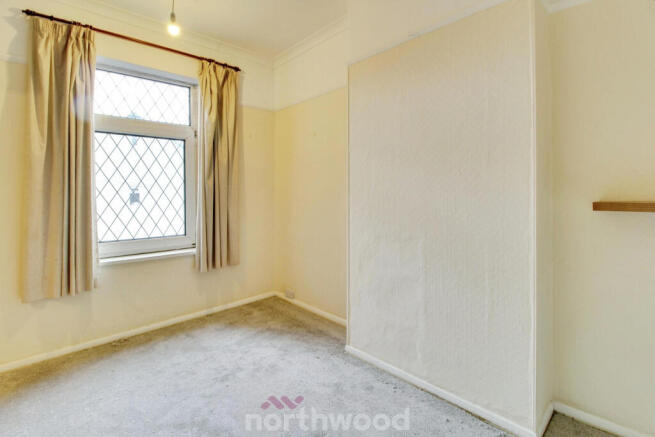 2 bed Terraced to rent Image 10