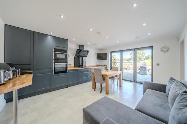 DSC08160-HDR (1).jpg