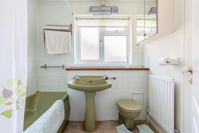 house-osier-way-banstead-115.jpg