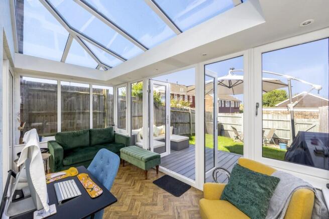 Renton Close 9-01...