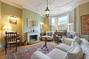 22, Bloemfontein Road, London W12 7BX