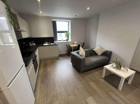 Flat_2_3_St_Peters_Close
