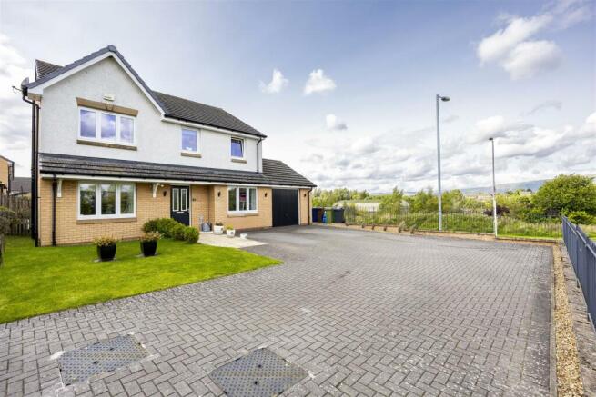 4_WOODLANDS_WAY_LENZIE_001.JPG