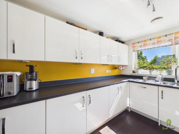 Presented by Nicoleta at EweMove Bexleyheath and