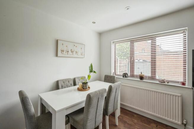 3 bed Detached for sale Image 8