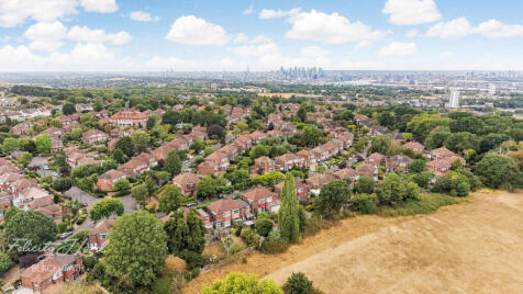 Ashridge Crescent, Shooters Hill