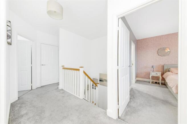FIRST FLOOR LANDING