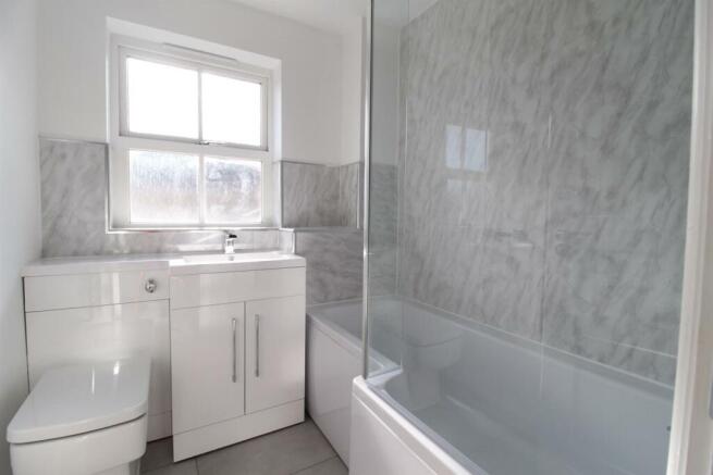 Family Bathroon.jpg