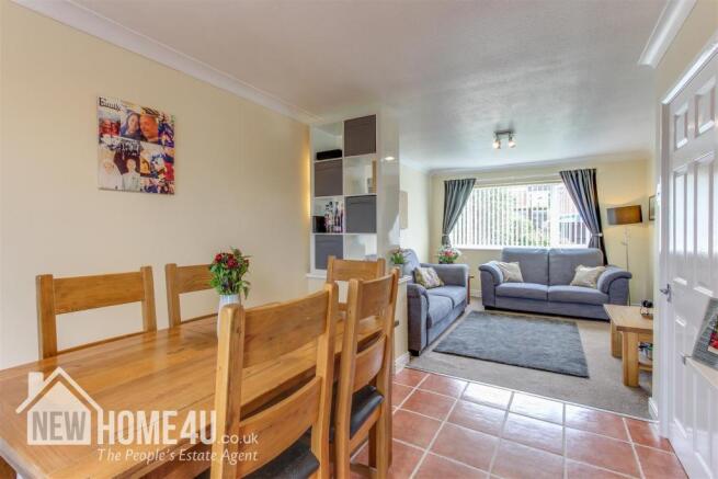 DINING ROOM: