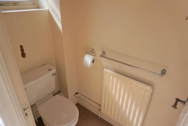 Cloakroom (2).JPG