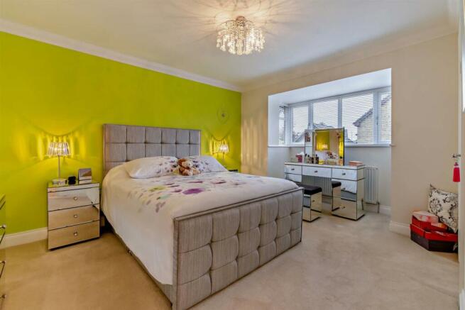 8626991-interior18-800.jpg