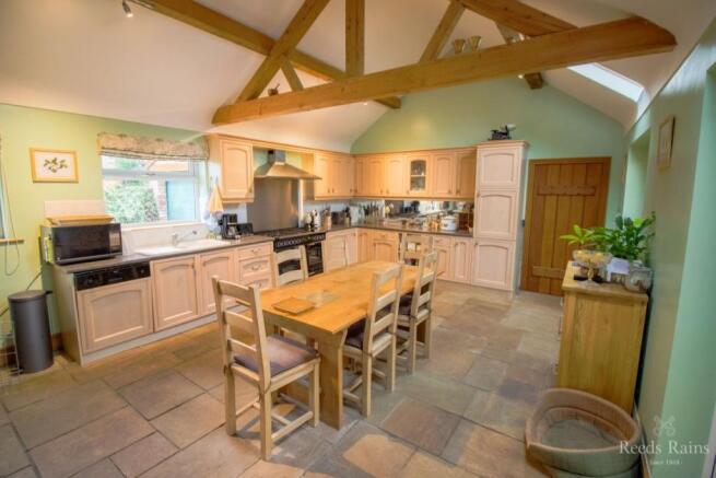 Kitchen / Breakfast Room