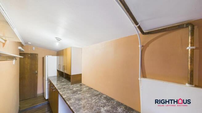 3 bed Not Specified for sale Image 11