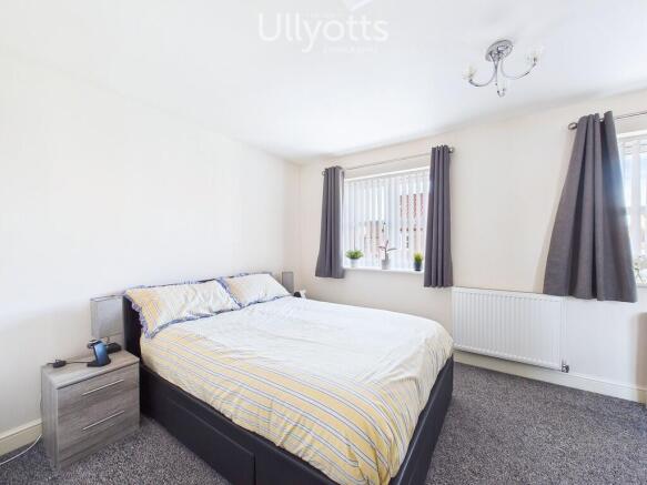 3 bed Semi-Detached for sale Image 8