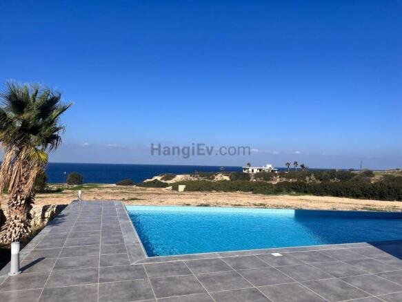 Seafront Luxury 3 Bedroom Modern Villa with mountain and sea views Image 9999 12