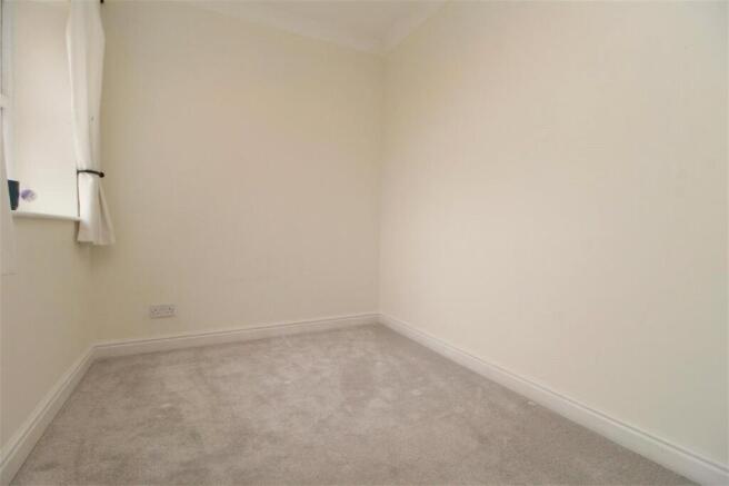 2 bed Apartment to rent Image 7