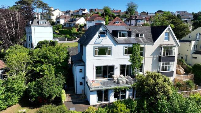 Sequence 01.00_08_56_43.Still023.jpg