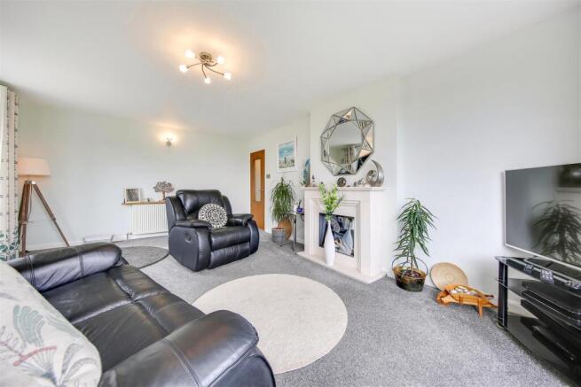 Living Room4.jpg