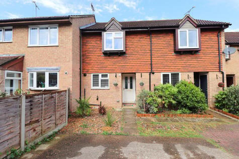 Chamomile Gardens, FARNBOROUGH, GU14