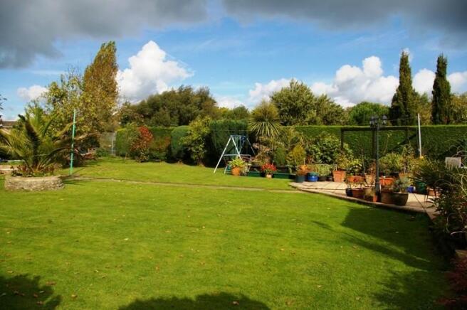 FABULOUS GARDENS