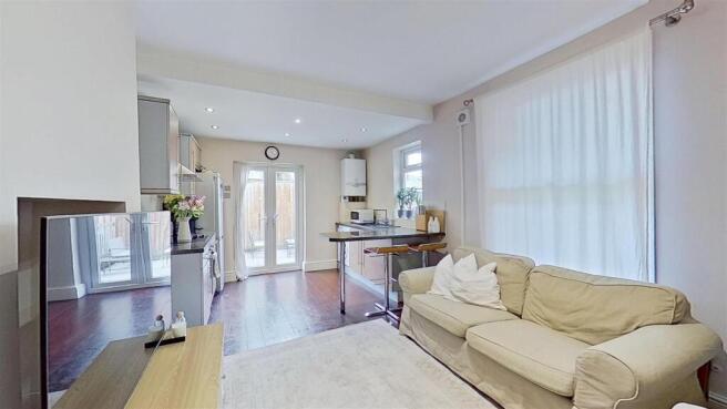 Penwith-Road-Earlsfield-SW18-05052026_152833.jpg