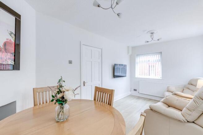 Almond Brook Road, Standish, WN6 photo 4