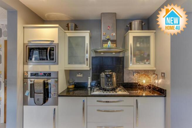 KITCHEN: