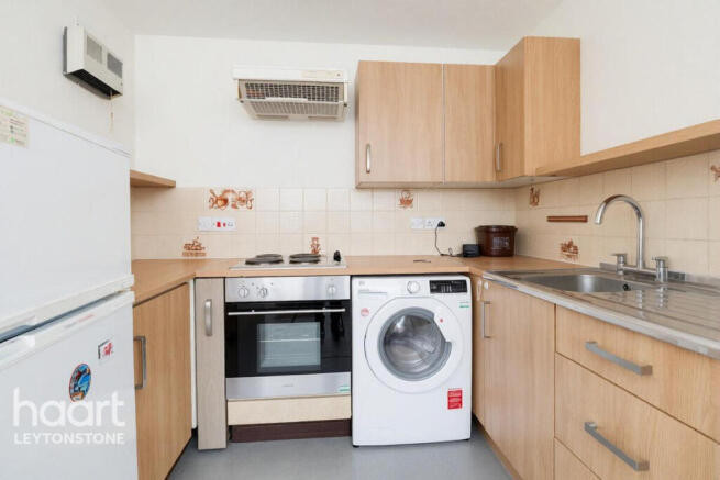 Trinity Close, LONDON photo 4