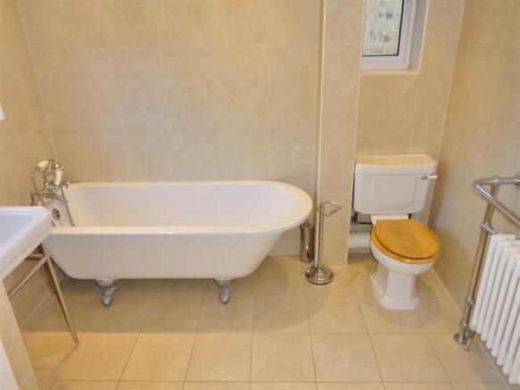 bathroom.JPG