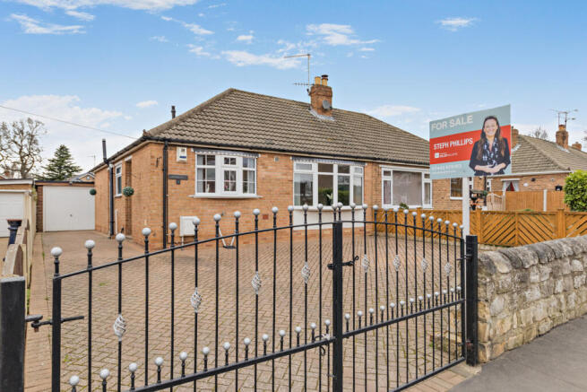 2 bed Bungalow for sale Image 9