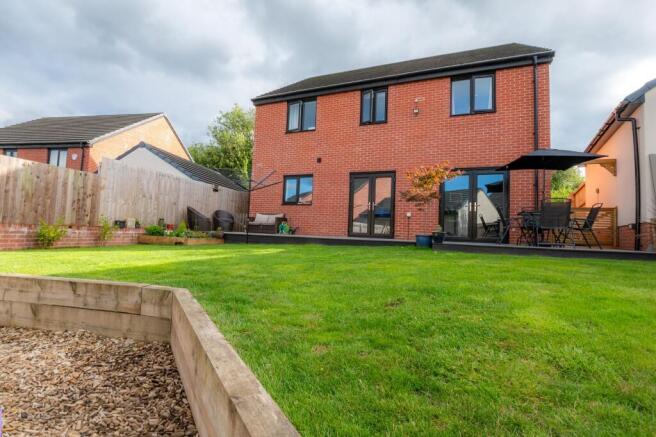37 Clos Rhys Meurug Capel Llanilltern Cardiff CF5 6GA photo 4
