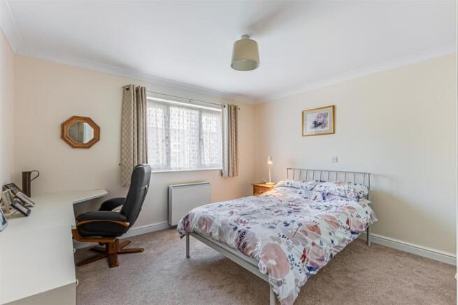 1 bed Apartment for sale Image 10