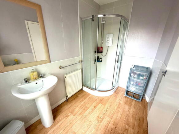 4 bed Villa for sale Image 11