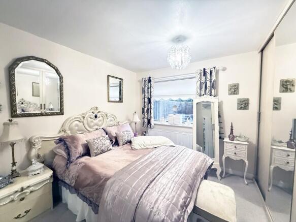 2 bed Detached Bungalow for sale Image 5