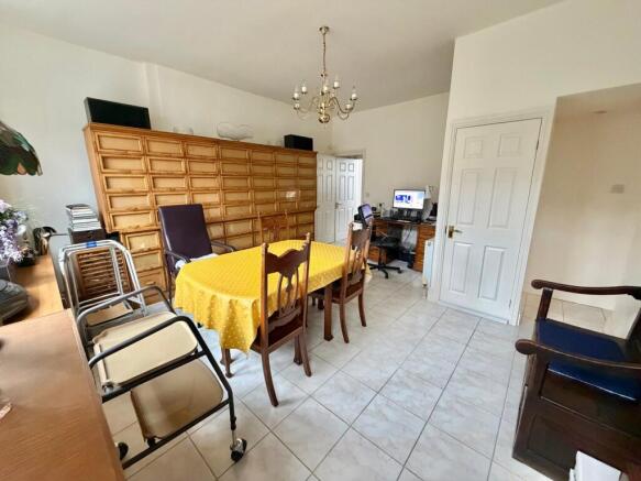 3 bed Terraced for sale Image 6