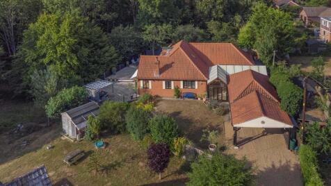 Greenways Close, Flordon, Norwich