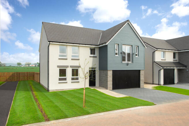 4-bed detached on East Calder,
EH53 0HS, £474,995