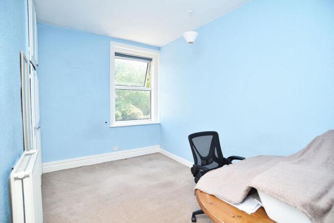 3 bed House for sale Image 10