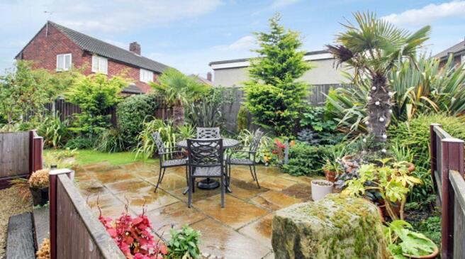 Garden at Side