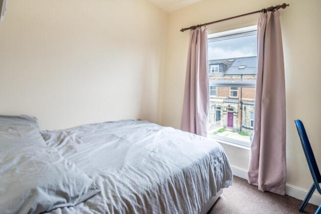 4 bed Terraced for sale Image 8