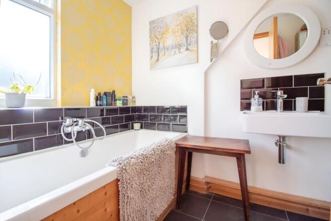En-Suite Bathroom