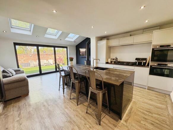Hodson Close, Skellingthorpe, LN6 photo 3