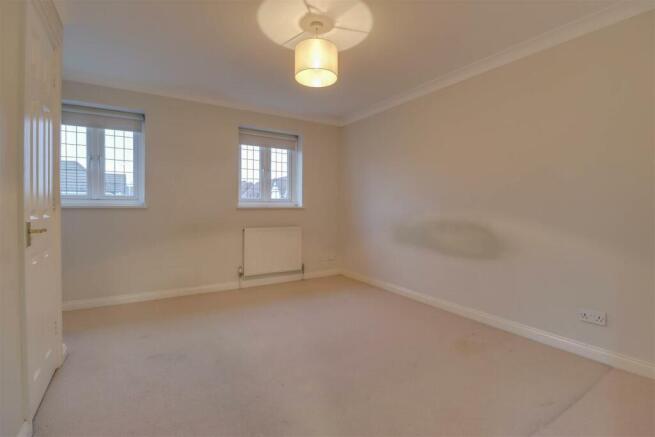 10 MELVILLE DRIVE-8.jpg