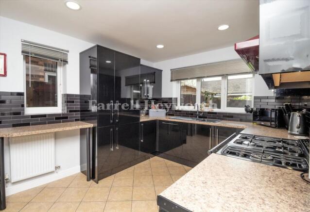 Kitchen 1