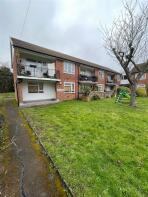 6 Kentwins, Priory Close, London N14 4AS