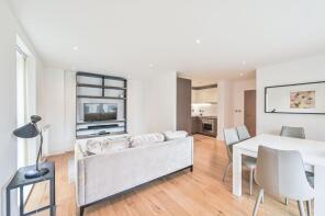 Flat 9, 70 Sherrans House, Grove Park, London NW9 0FE