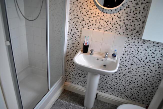 EN SUITE