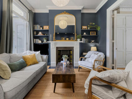 Lynette Avenue, London, SW4